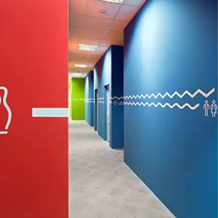 FORTEPLAC-Comunicacao-Visual-Sinalização-de-Ambientes-(Wayfinding)-450x450