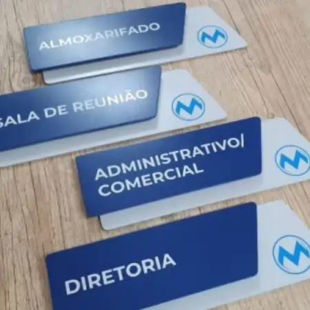 FORTEPLAC-Placa-Institucional-sinalização-interna